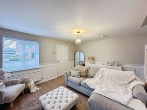 Photo 17- click for photo gallery